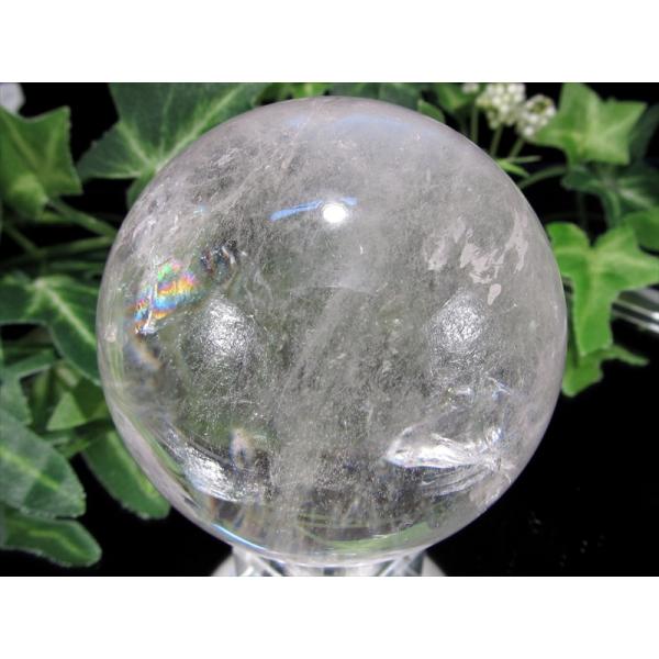 天然水晶 虹入り 丸玉 台座付き φ57mm 重さ 276g レインボー水晶 すべての浄化と純粋さの...