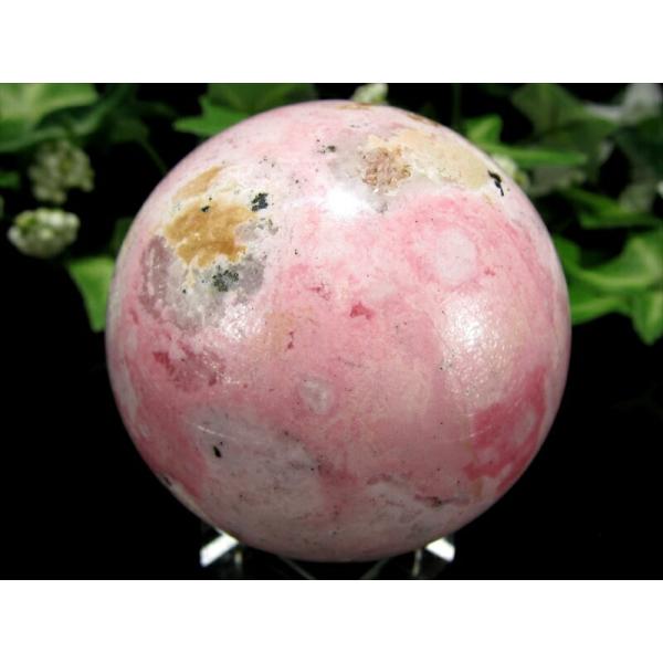 無条件の愛と癒し ピンクゾイサイト 丸玉 台座付 直径 47mm 重さ 171.4g 恋愛成就と積極...