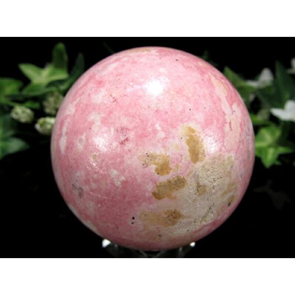 無条件の愛と癒し ピンクゾイサイト 丸玉 台座付 直径 56mm 重さ 297.2g 恋愛成就と積極...