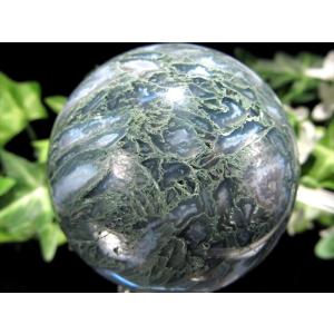 安らぎをもたらす森林浴の石 モスアゲート 苔瑪瑙 丸玉 置物 直径61mm 重さ308g 癒しの石 大人気 スフィア 1点物 ブラジル産 パワーストーン 天然石