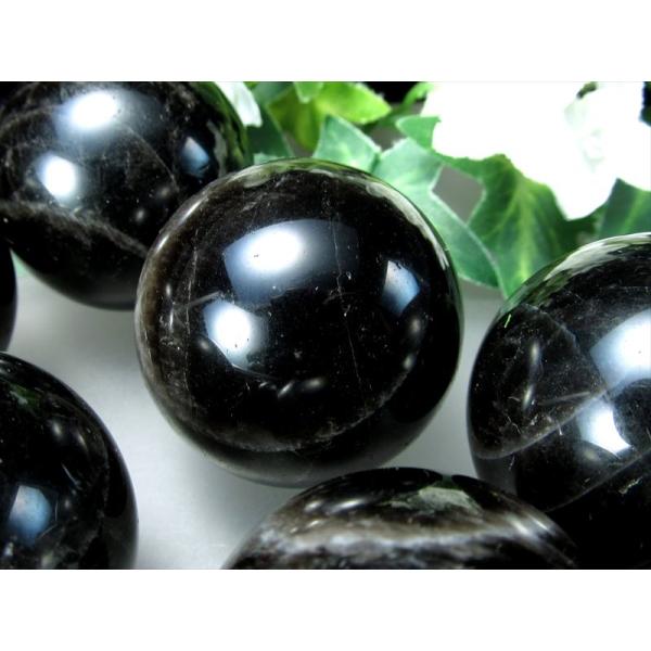 大人気 モリオンスフィア 2A 黒水晶 モリオン 丸玉 置物 直径約32mm-34mm 大人気丸玉 ...