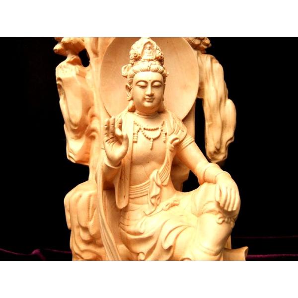 5A 透かし彫り 白衣観音 座像 木彫り観音像置物 高さ約250mm 風水やインテリアに 専用箱付き...