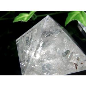 天然水晶 ピラミッド 置物 60g-70g 1...の詳細画像3