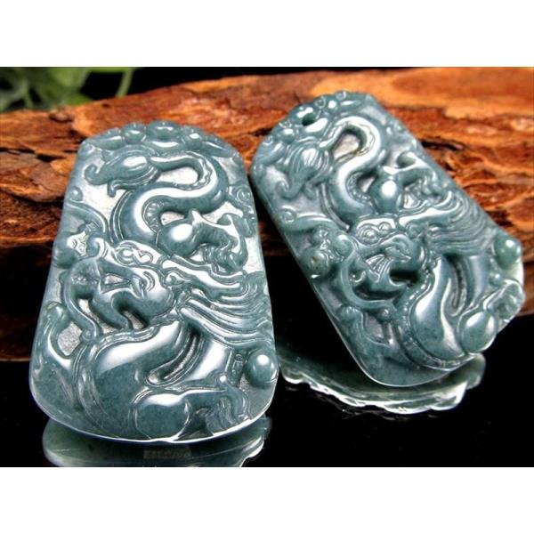 激安価格 翡翠龍神彫刻プレート 1個売り サイズ縦約38mm-40mm マンサーノ翡翠 守護や運気上...
