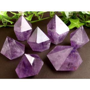 大特価 4A アメジストポリッシュ ポイント 原石 1個売り 重さ約20g-30g 守護の石 深みのある葡萄色 透明感あり 精神的な安定と癒やし ブラジル産