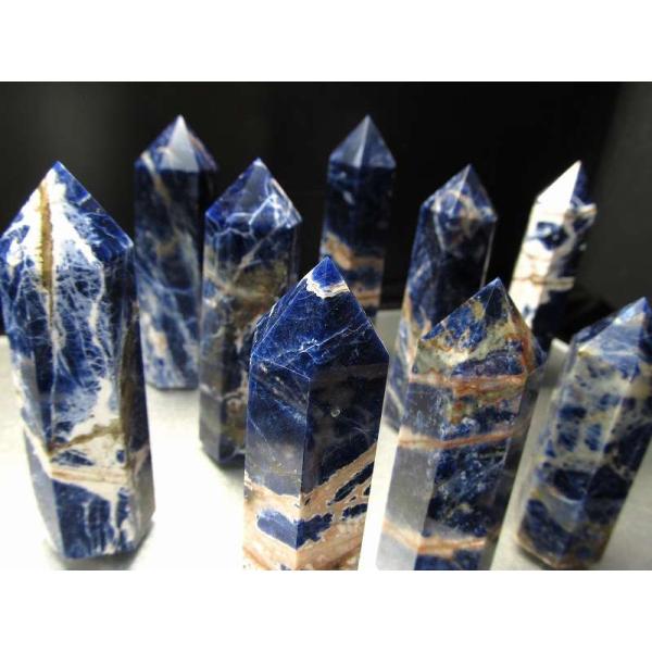 2A ソーダライト 方曹達石 六角柱ポイント 約60g-70g 白模様多め 濃紺色に独特の美しい模様...