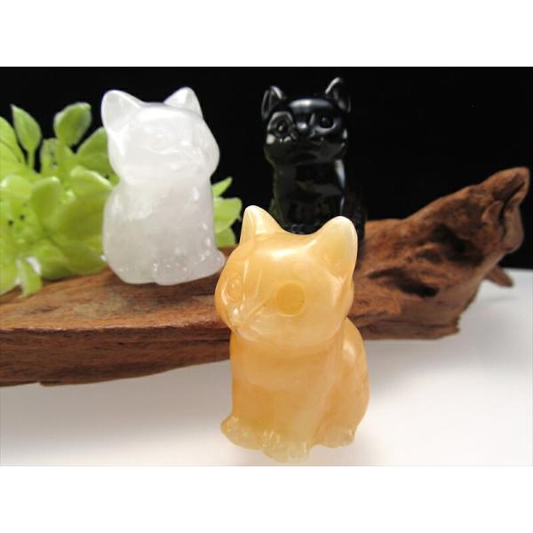 選べる9種 お座りねこ 彫刻置物 1個売り 高さ約24mm前後 オブシディアン シンセティック 人工...