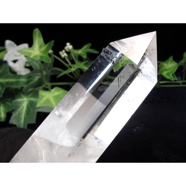 透明水晶 ポイント 六角柱 専用木製台座付き 高さ155mm 重さ208g 極上超透明 浄化 インテ...