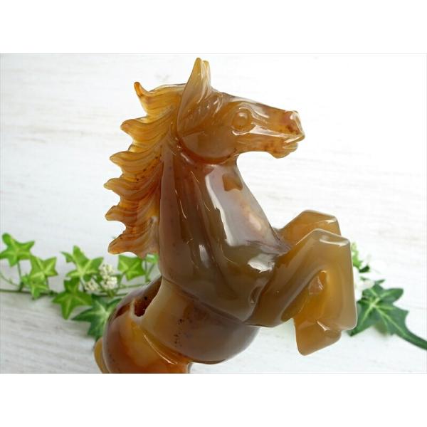 店頭展示中 2026年の干支 笑口 メノウ 瑪瑙 馬 彫刻置物 高さ175mm 重さ501g 縁起物...