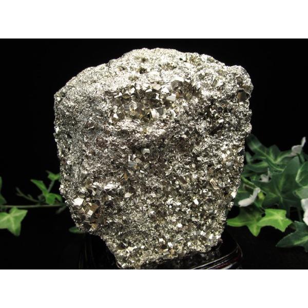 店頭展示中 ギラリと光る 黄金のきらめき パイライト 黄鉄鉱 原石 専用木製台座付 高さ142mm ...