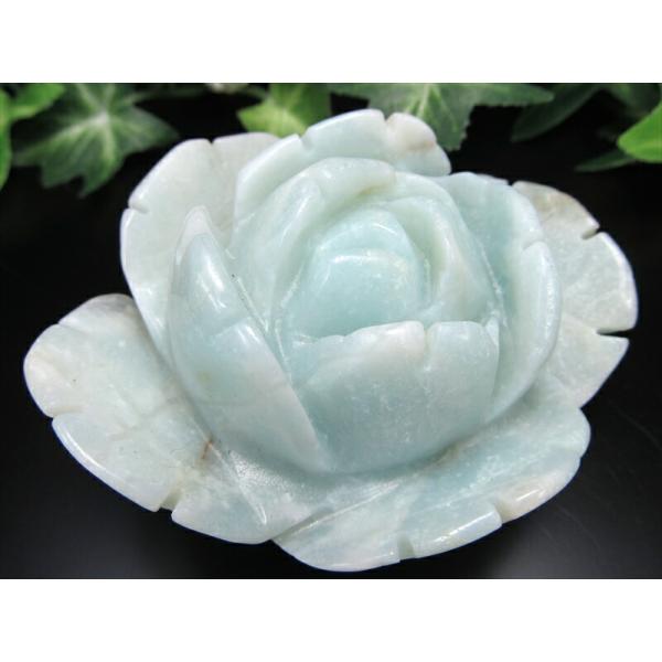 幸運を招く 蒼緑の薔薇 アマゾナイト 薔薇彫刻置物 高さ 78mm 横幅 195mm アマゾナイトが...
