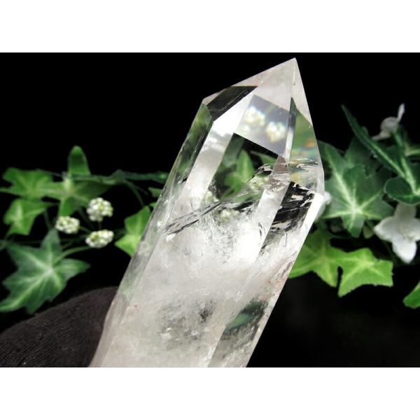 水晶 ポイント 六角柱 置物 木製台座付き 高さ126mm 重さ318g 極上超透明 水晶 クリスタ...