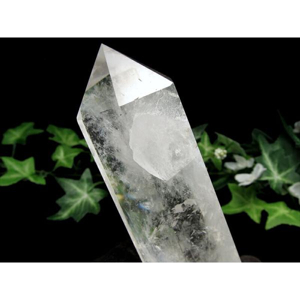水晶 ポイント 六角柱 置物 木製台座付き 高さ137mm 重さ357g 極上超透明 水晶 クリスタ...