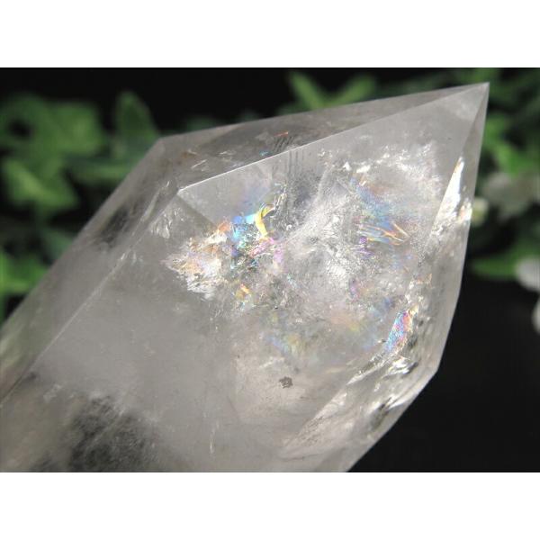 虹入り 水晶 ポイント 六角柱 置物 木製台座付き 高さ136mm 重さ259g 極上超透明 水晶 ...