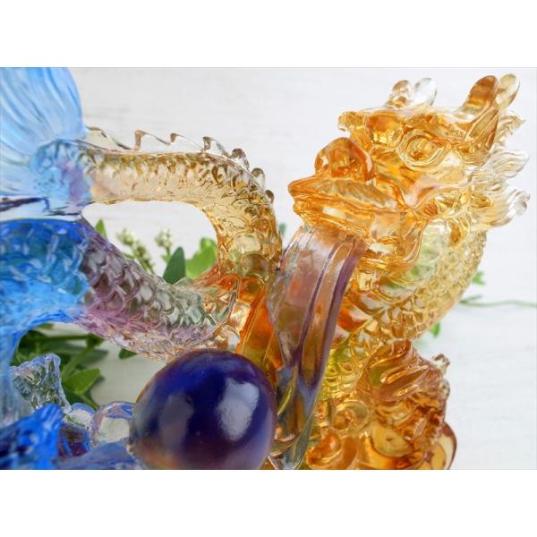 玉持ち龍神 瑠璃製 レインボーカラーの龍置物 横幅約140mm 重さ708g 大吉開運 1点物 イン...