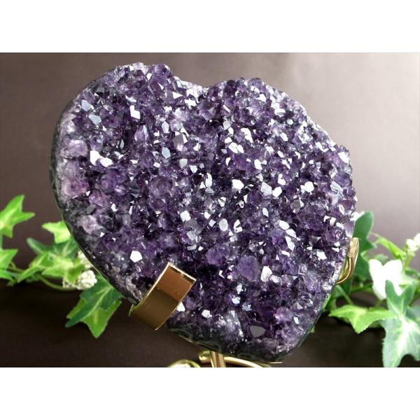 アメジスト ハート型 クラスター ゴールデン台座付 最大幅103mm 重さ495g 極上濃厚パープル...