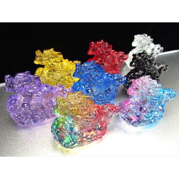 選べる8色のドラゴン Mサイズ アクリル製 龍神 モチーフ置物 1個売り 高さ約60mm前後 重さ約...