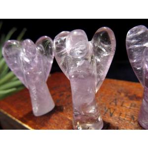 ラベンダーアメジスト ミニエンジェル 彫り置物 高さ約2.5cm-3.5cm 可愛いミニサイズ 幸福...