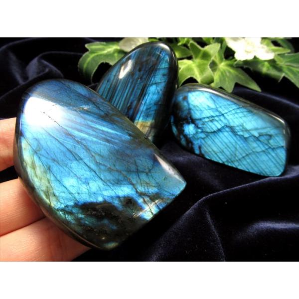 つやつやポリッシュストーン ラブラドライト 原石 磨き 置物 重さ約95g-110g 1個売り フリ...