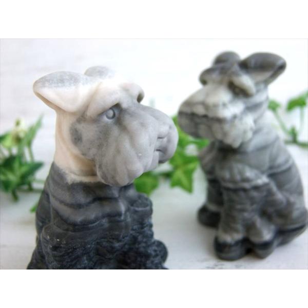 天然の模様がまさにシュナウザー 愛犬シリーズ シュナウザー ジャスパー使用 彫刻 置物 高さ約75m...