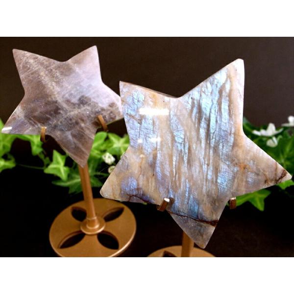 ムーンストーン サンストーン 星型 置物 台座付き 石の重さ約80g-90g 1個売り 輝くシルバー...