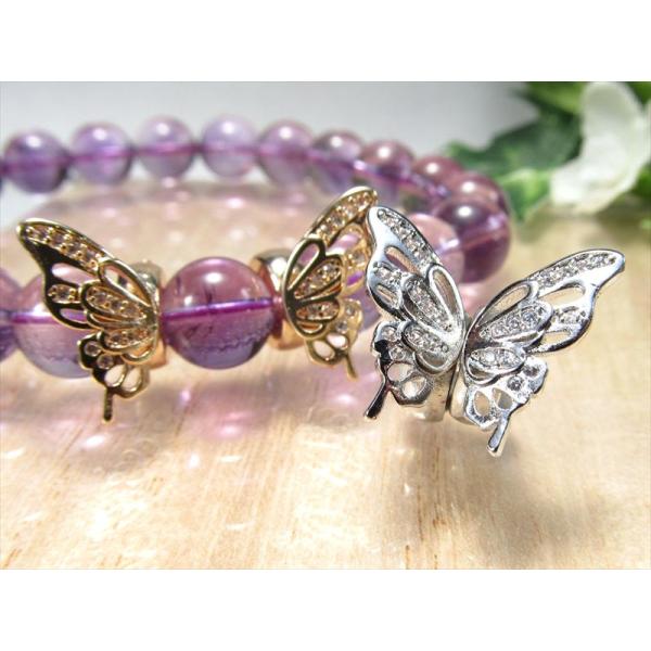 煌めくバタフライチャーム 選べる2色 バタフライ デザイン アクセサリーパーツ ゴールド シルバー ...