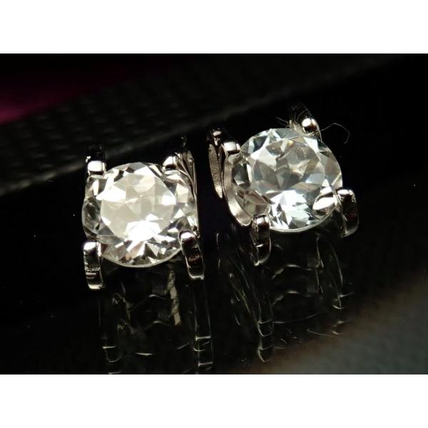 シルバー925 シンプルなカラーレス 宝石質ホワイトトパーズ ブリリアントカット ペンダントトップ ...