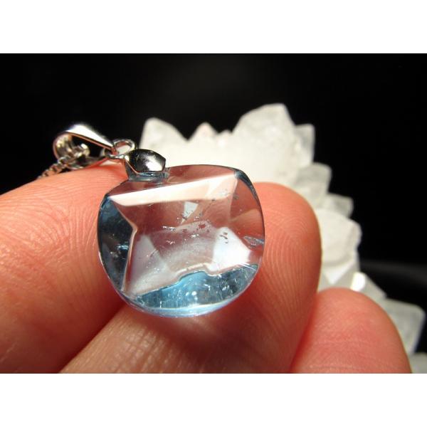 4A ブルートパーズ 六芒星 ペンダントトップ 石サイズ直径13mm 重さ2.1g silver92...