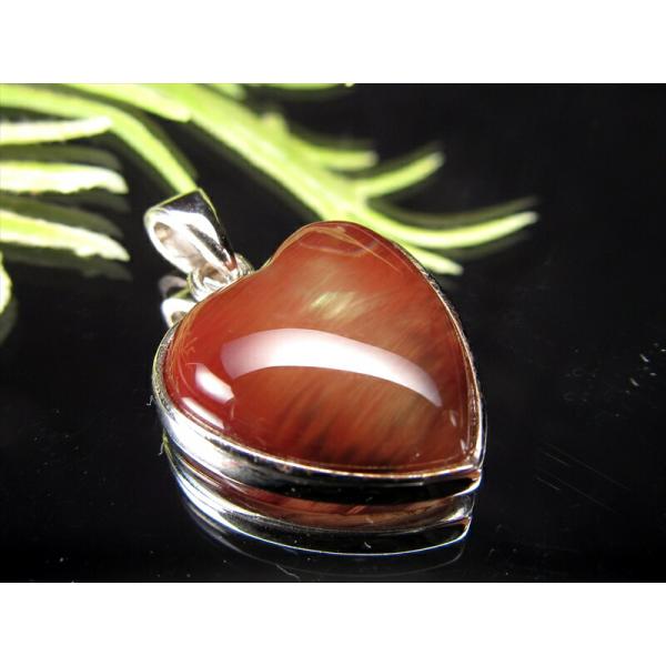 アンデシン 枠あり ハート型 ペンダントトップ 幅約15mm×18mm 重さ約2.6g 超透明 本当...