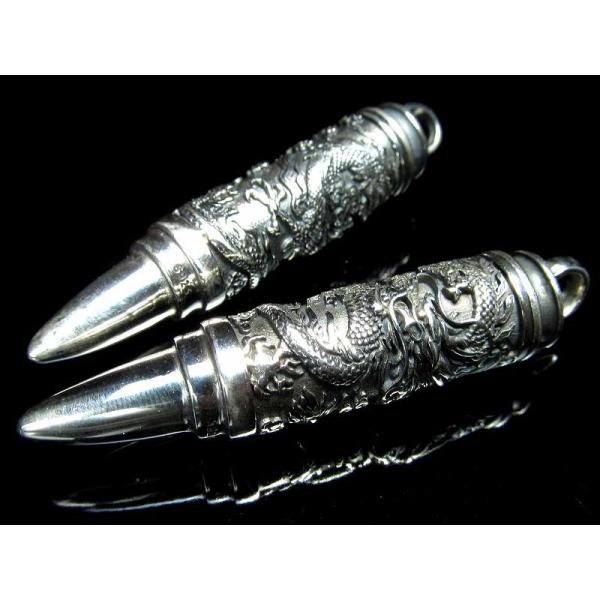 弾丸型 龍神彫り シルバーペンダントトップ 重さ約18g 1個売り 高品質 シルバージュエリー ドラ...