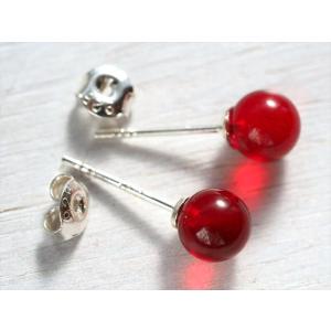 ルビーレッドアンバー（天然琥珀）ボールピアス  Silver925 直径約6.5mm 発色美しいリトアニアアンバー  リトアニア・バルト海産