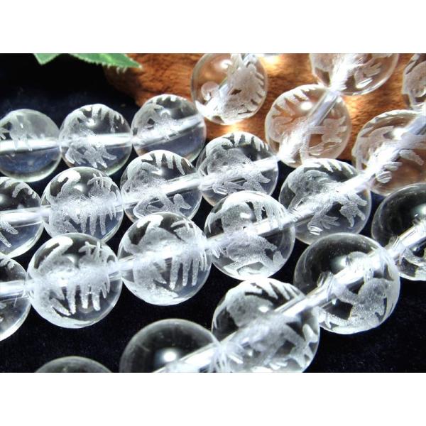 天然水晶 麒麟彫り 連 14mm珠 吉祥仁慈の瑞獣 クリスタル キリン 彫刻入り 一連 約38-40...
