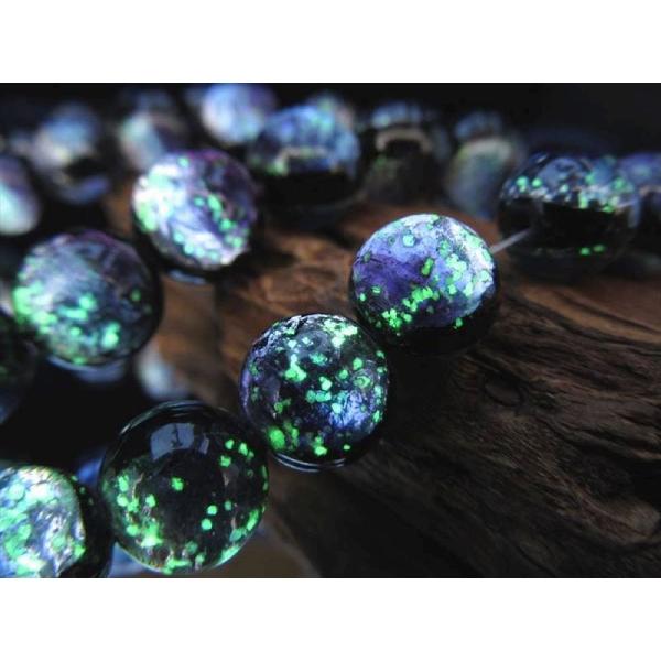 約8mm パープル 蓄光ホタルガラス トンボ玉(とんぼ玉)ビーズ ラウンド型 一連 約34-36cm...