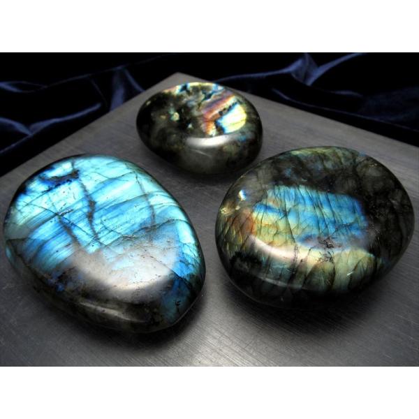 4A ラブラドライトタンブル 大きめ 約2個入り くっきりシラー 大人気つやつやタンブル 200g前...