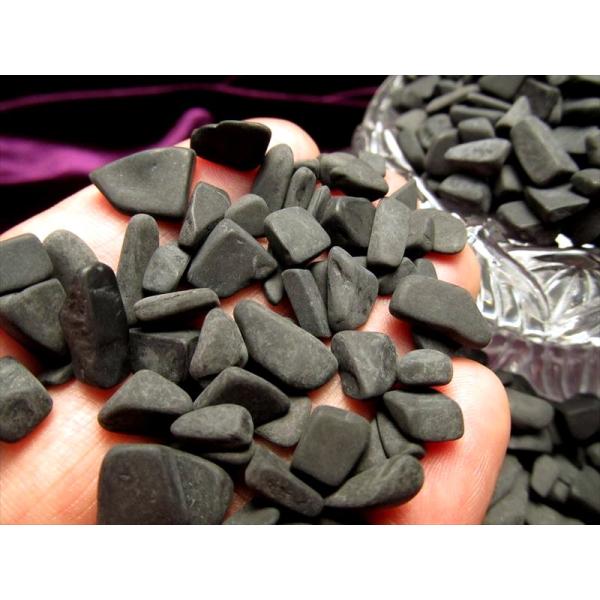 ブラックシリカ さざれ 100グラム 中サイズ 約7ミリ-15ミリ 二酸化珪素・炭素などを含む黒鉛珪...