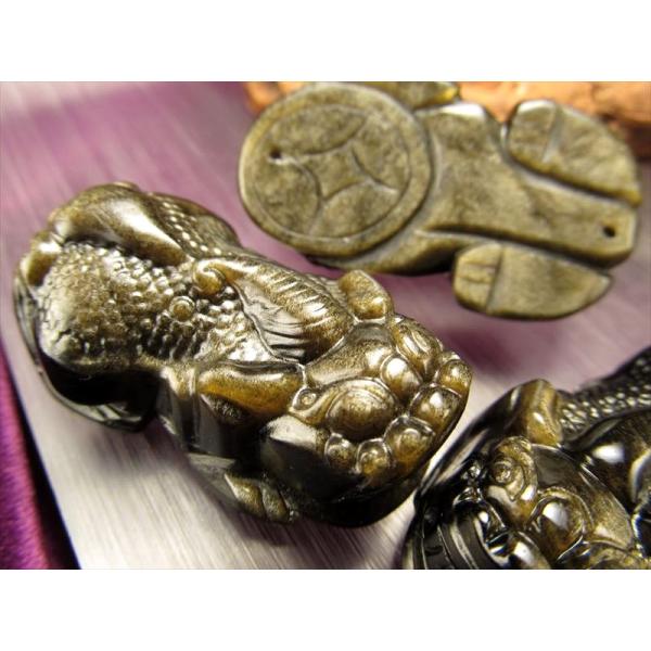 激安宣言 貔貅 ヒキュウ 財運 出世の象徴 お守りとしても ゴールデンシャインオブシディアン 黒曜石...