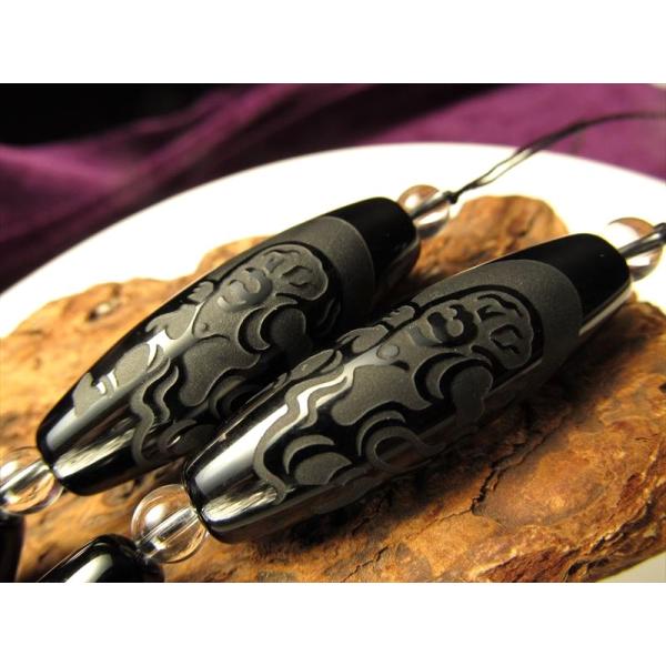 風神彫刻 オニキス天珠形 サイズ：約40mm前後 1個売り 風を司る神様 パワーストーン 天然石