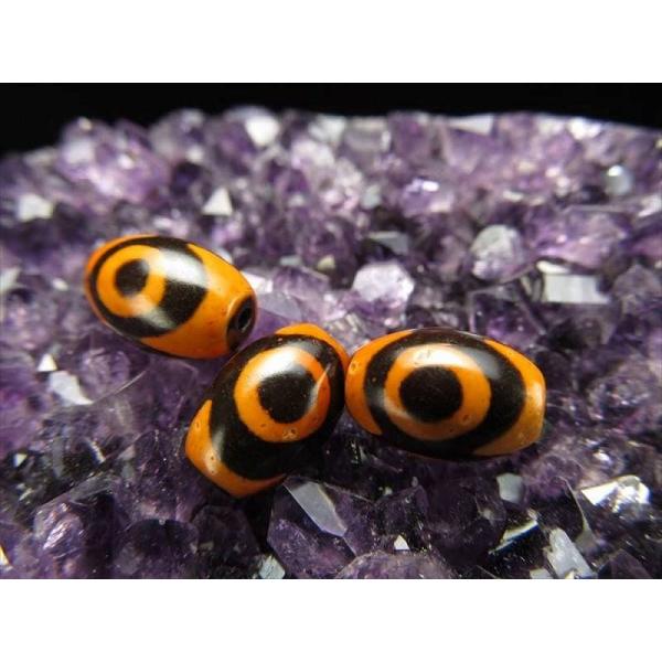 オレンジブラウン 小天珠 虎牙三眼天珠(こがさんがんてんじゅ) 全長約12mm前後 1個売り 発色良...