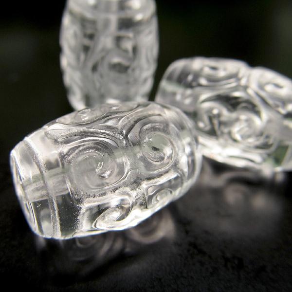 激安宣言 1粒売り 天然水晶 マニコロ 摩尼車 彫刻天珠型 ビーズ 長さ約15mm 幅約9.5mm ...