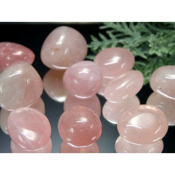 潤いピンク ローズクォーツ（紅水晶） タンブル 詰合せ 一袋約100g 約8-15個入り ぷるぷる透...