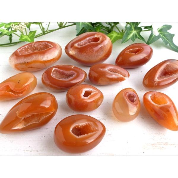 笑口サードオニキス ポリッシュタンブル ドロップ型 重さ30g-45g 1個売り 赤縞瑪瑙 運気&amp;財...