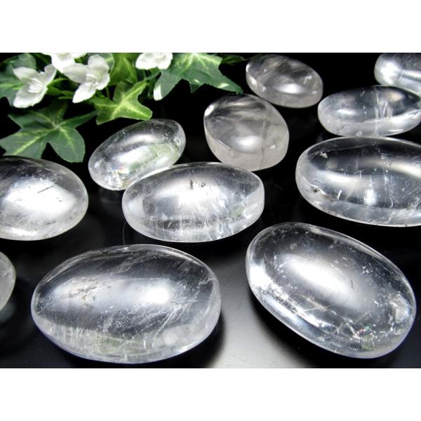 超透明 天然水晶 ホットストーン 重さ45g-55g つやつや 磨き石 つるつるホットストーン 純粋...