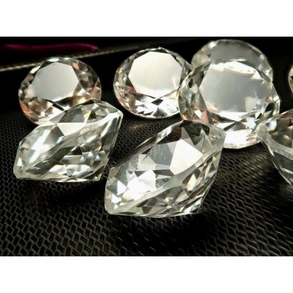 水晶 ダイアモンドカット タンブル 直径約10mm-12mm 1g前後 1個売り 極上ブリリアントカ...