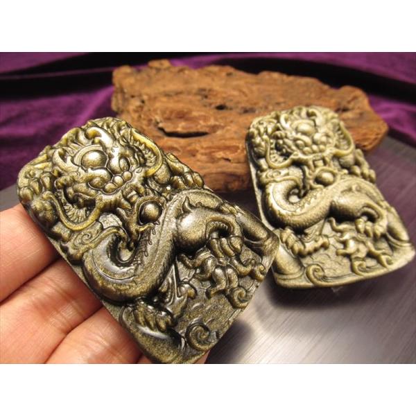 激安宣言 ゴールデンシャインオブシディアン 黒曜石 龍彫り カービングプレート 縦約60mm メキシ...