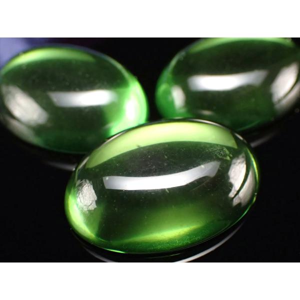 極上5A グリーンアンバー 天然琥珀 カボション 縦約16mm 極上透明 ぷっくりオーバル型 発色美...