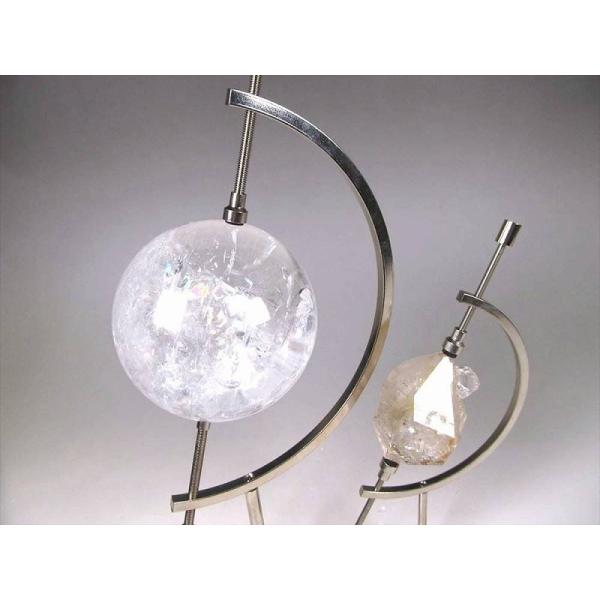 Sサイズ キャリパー型 メタルスタンド シルバーカラー 全体固定サイズ：高さ15cm 幅約7.5cm...