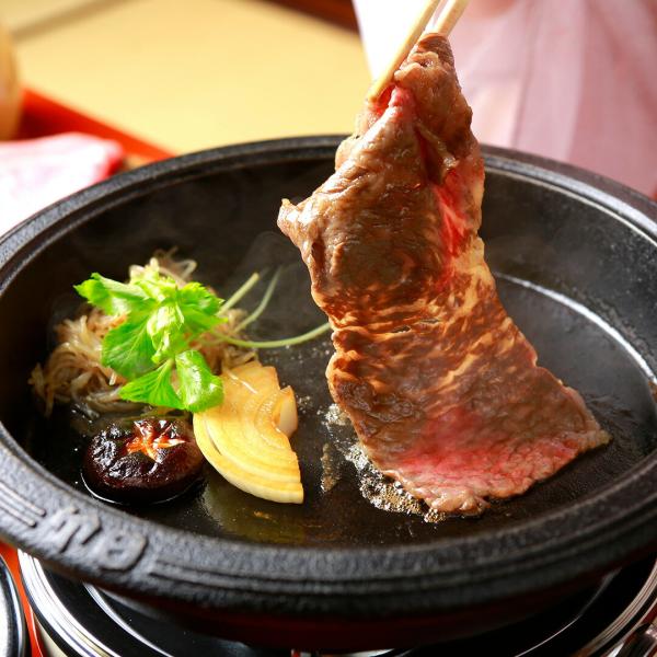 日山 和牛肩・肩ロースすき焼き ギフト 肉 冬ギフト