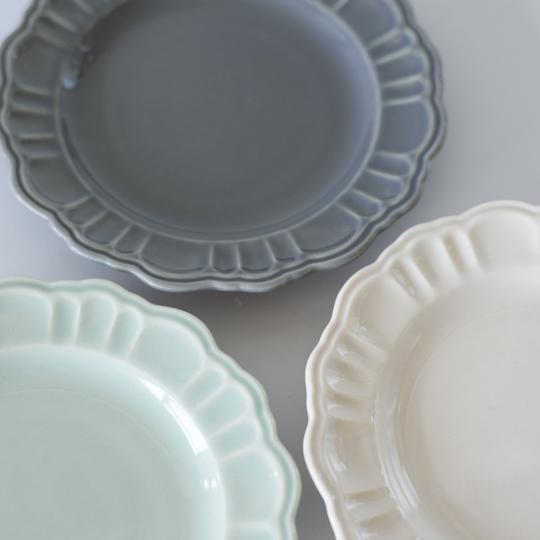 スタジオエム サイドプレート ポンポネ 150 白/グレー 花びら スタジオM’ 食器 日本製 陶器...