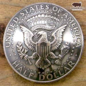コンチョ　ボタン　本物コイン使用　アメリカ　50セント 銀貨　シルバー　イーグル　ハーフダラー　1964年　直径約30mm　sizec　ネジ式コンチョ　パーツ｜concho