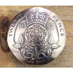 コンチョ　ボタン　本物コイン使用　イギリス�